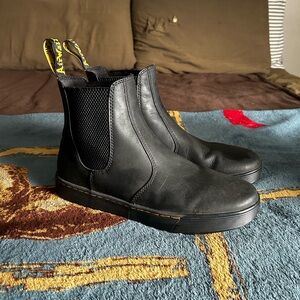 Men’s Size 10 Doc Marten Chelsea Boots